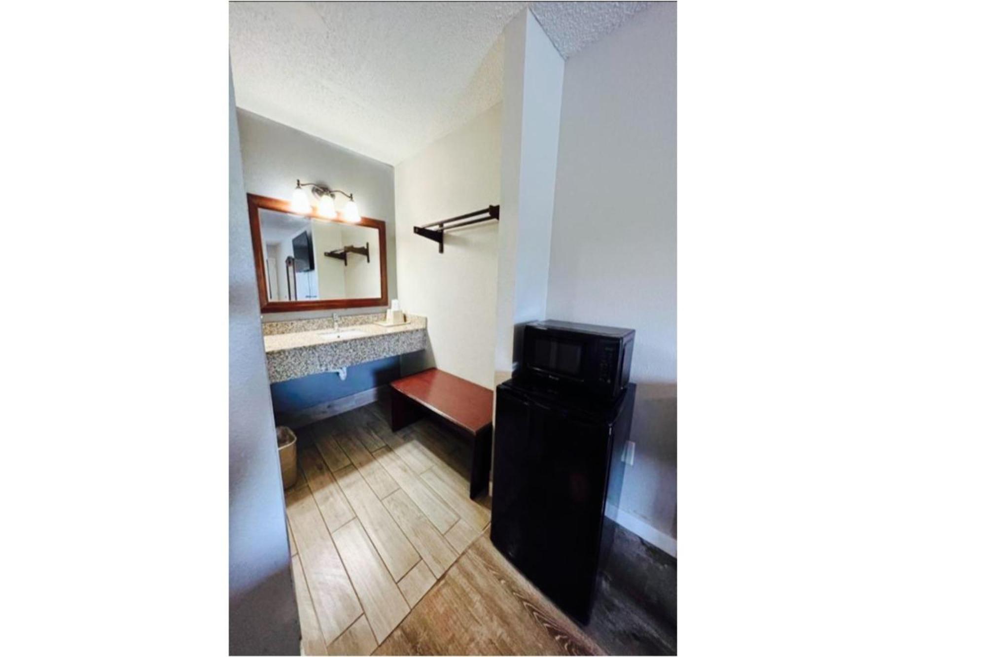 Western Motel, Томасвил Екстериор снимка