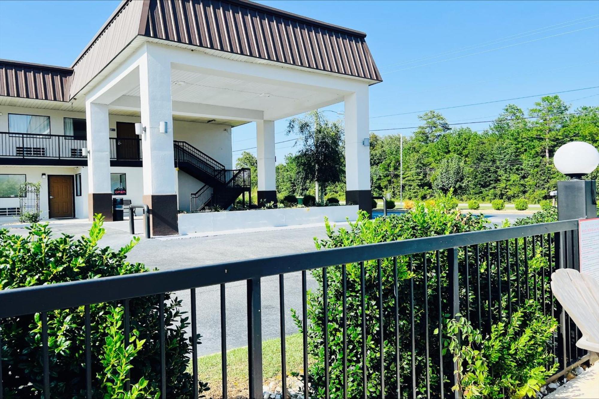Western Motel, Томасвил Екстериор снимка