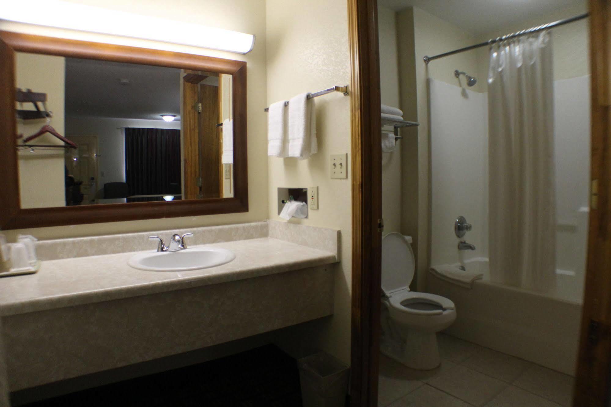 Western Motel, Томасвил Екстериор снимка